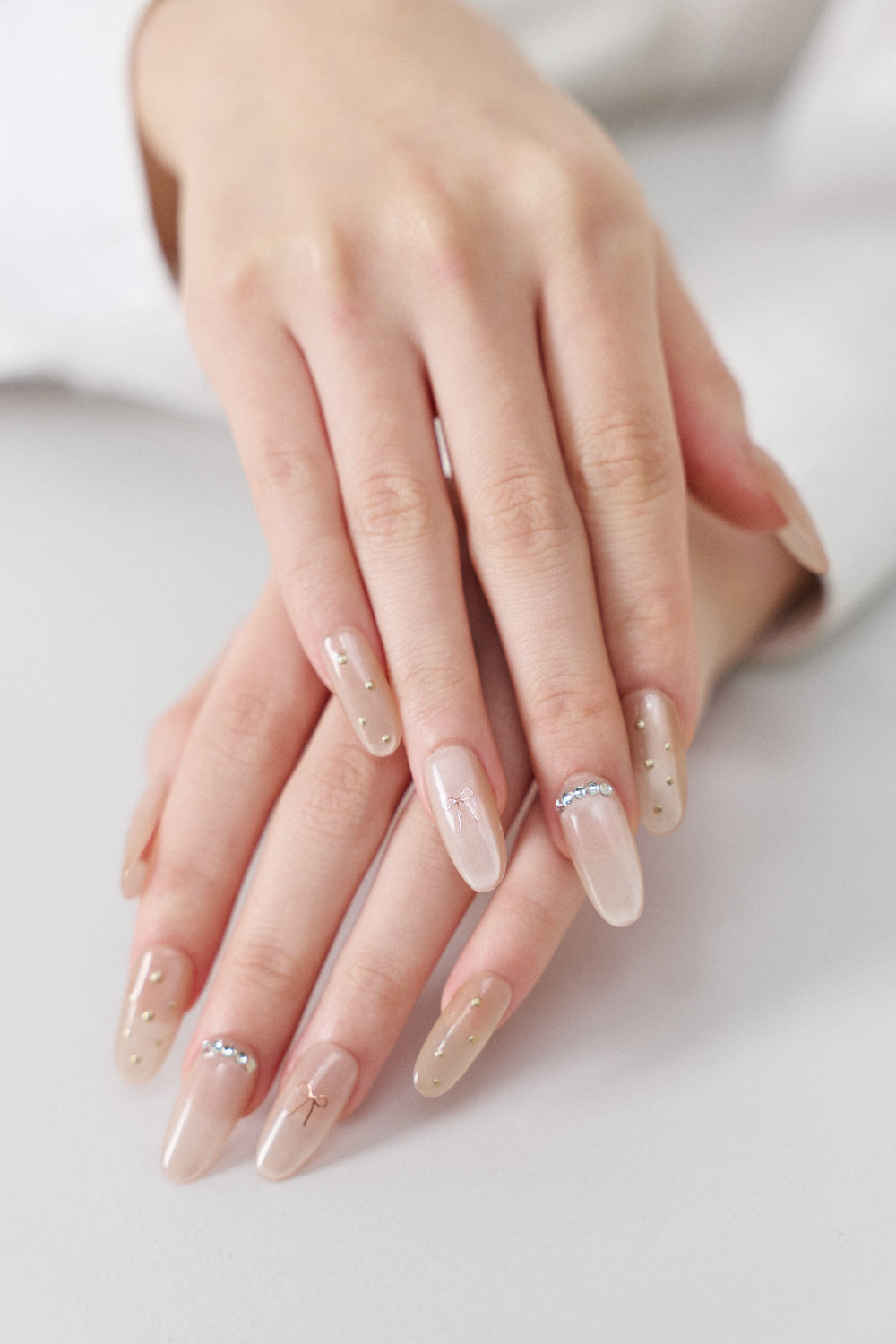 Lily Pearl — Premium Luxury Press-On Nails (No UV Light Required)