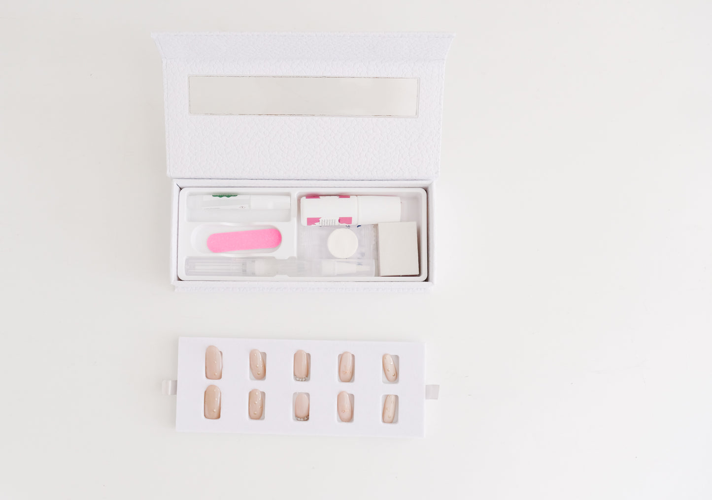 Lily Pearl — Premium Luxury Press-On Nails (No UV Light Required)